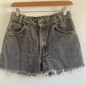 Levi’s Vintage 550 Cut off shorts Orange tab Size 27 black wash